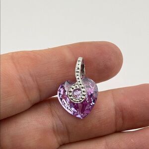 Elegant Sterling Silver Purple Heart Pendant Necklace